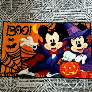 Disney Halloween mickey & Minnie boo Accent Rug new